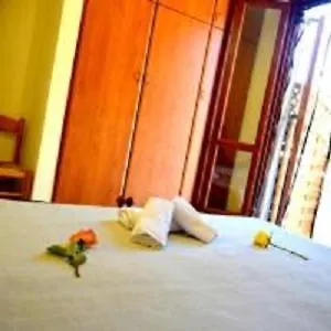 Dourios Ippos * Frikes